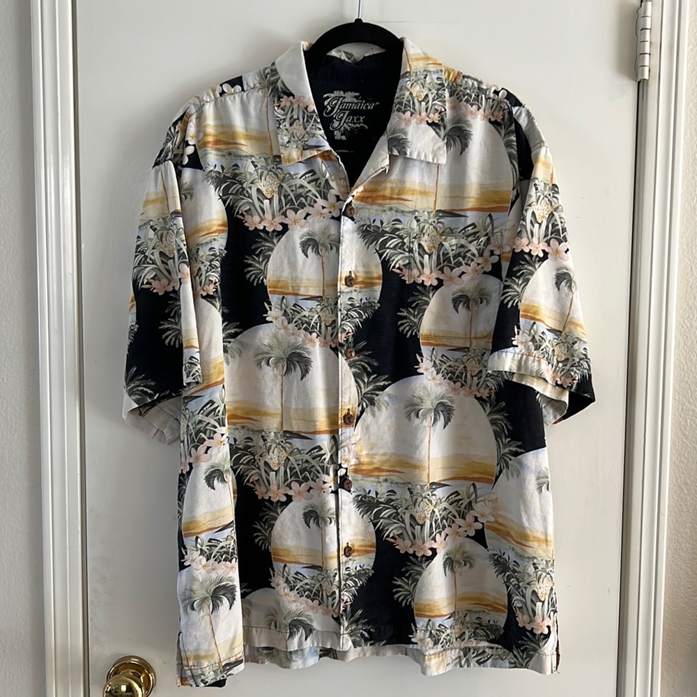 Jamaica Jaxx 100% silk Hawaiian shirt.